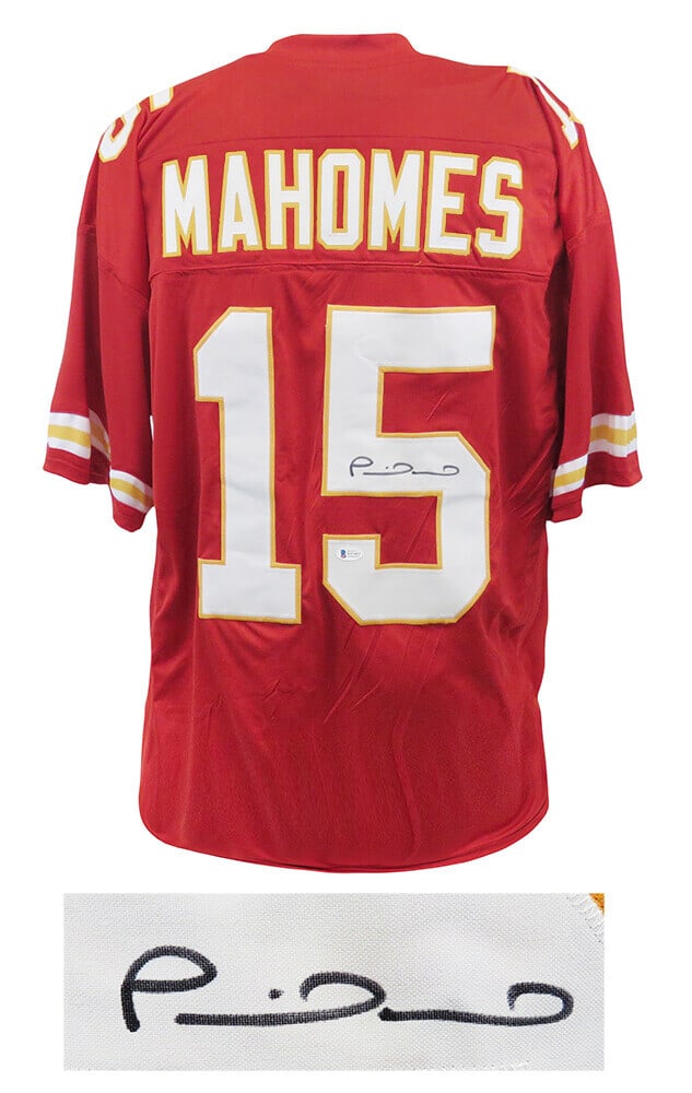 Patrick Mahomes Signed Red Custom Jersey XL Beckett COA Kansas City Chiefs: Patrick Mahomes Signed Red Custom Jersey XL Beckett COA Kansas City Chiefs Celebrate your love for football with this original signed red custom football jersey of Patrick Mahomes, quarterback for the