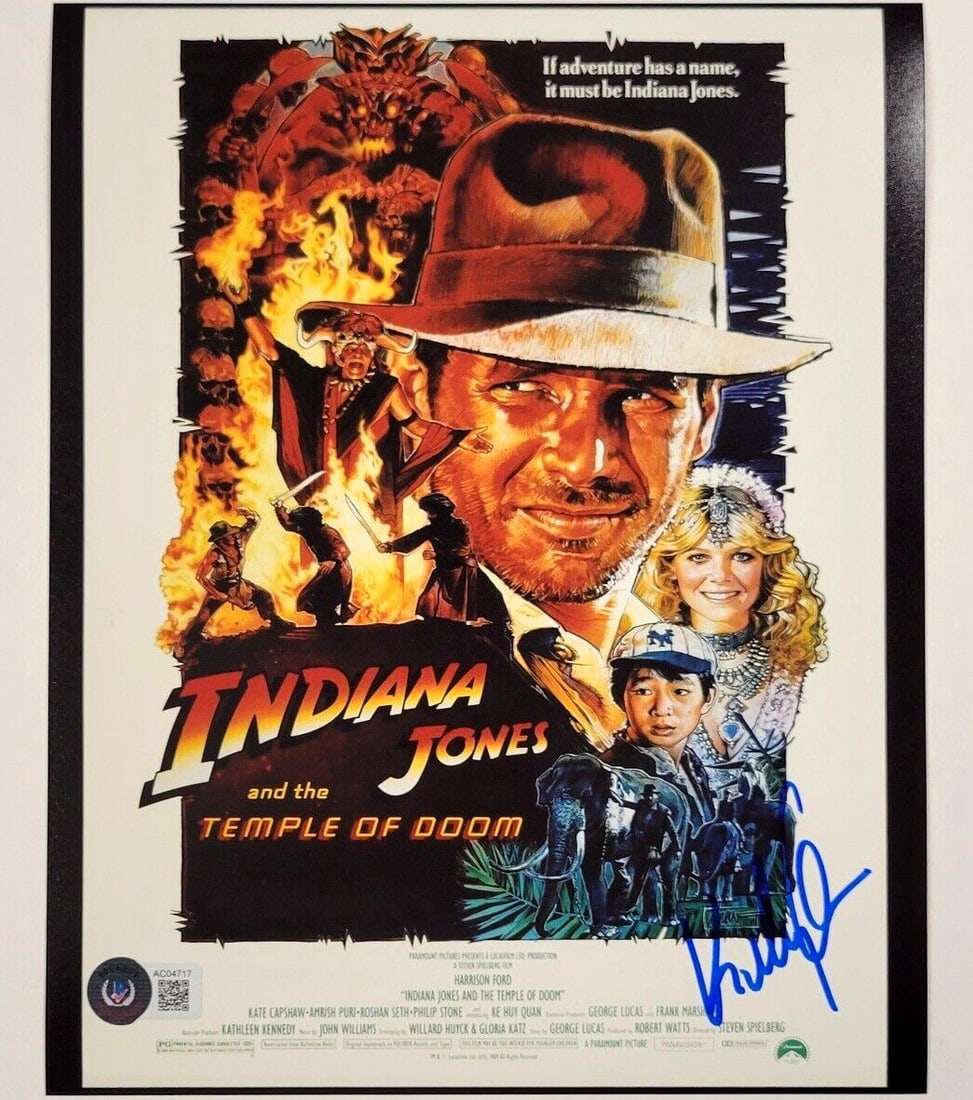 Jonathan Ke Quan Signed Indiana Jones 8x10 Photo Beckett Authenticated: Jonathan Ke Quan Signed Indiana Jones 8x10 Photo Beckett Authenticated This original 8x10 photograph of the iconic Indiana Jones movie is signed by Jonathan Ke Quan, known for his role in the beloved 