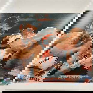 Gilberto Ramirez Zurdo Signed 11x14 Boxing Photo Beckett BAS COA: Gilberto Ramirez Zurdo Signed 11x14 Boxing Photo Beckett BAS COA This is an original 11x14 photo of Gilberto Ramirez, also known as "Zurdo," a renowned boxing champion. The photo is authenticated by