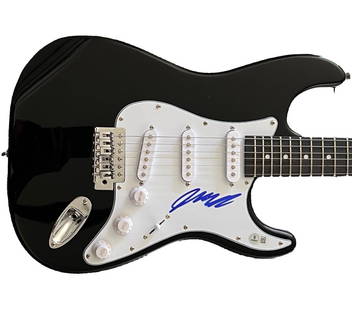 Jaden Smith Autographed Electric Guitar Beckett Authenticated Original: Jaden Smith Autographed Electric Guitar Beckett Authenticated Original This is a pre-owned electric guitar autographed by Jaden Smith, a unique item for collectors and fans alike. The signature has be