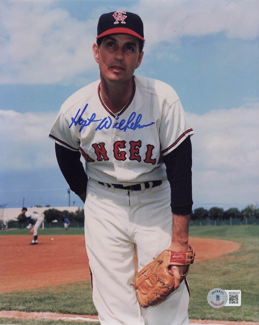 Hoyt Wilhelm California Angels signed 8x10 photo authenticated by Beckett: Hoyt Wilhelm California Angels signed 8x10 photo authenticated by Beckett Celebrate the legacy of baseball with this officially licensed 8x10 photograph of Hall of Famer Hoyt Wilhelm, proudly represen