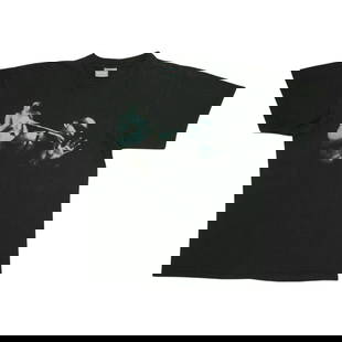 Vintage 1998 2wo I Am A Pig Cotton Shirt Black: Vintage 1998 2wo I Am A Pig Cotton Shirt Black This original vintage 1998 2wo I Am A Pig Shirt is a true collectible, showcasing front and back graphics in excellent condition, free from holes and sta
