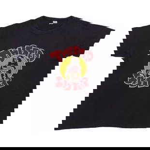 1979 Twisted Sister Concert Shirt Black Large Vintage 50/50 Poly/Cotton: 1979 Twisted Sister Concert Shirt Black Large Vintage 50/50 Poly/Cotton Elevate your vintage collection with this authentic 1979 Twisted Sister Palladium Concert Shirt. This original vintage piece fea