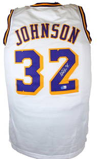 Magic Johnson Signed White Lakers Jersey with Beckett Hologram: Magic Johnson Signed White Lakers Jersey with Beckett Hologram This authentic white Los Angeles Lakers jersey is signed by the legendary Magic Johnson, a must-have for any basketball memorabilia colle