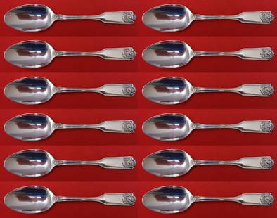 Frank Smith Fiddle Shell Sterling Silver 12 Piece Soup Spoon Set 7": Frank Smith Fiddle Shell Sterling Silver 12 Piece Soup Spoon Set 7" Enhance your dining experience with this exquisite 12-piece set of Fiddle Shell place soup spoons by Frank Smith. Crafted from