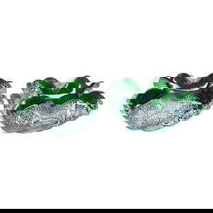 Set of 2 Vintage Regency Murano Glass Bowls Green: Set of 2 Vintage Regency Murano Glass Bowls Green Elevate your dining experience with this exquisite set of Vintage Regency Italian Glass Bowls, inspired by the renowned craftsmanship of Murano. These