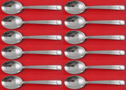 Tiffany & Co Century Sterling Silver Teaspoon Set of 12 pcs 6 Inch: Tiffany & Co Century Sterling Silver Teaspoon Set of 12 pcs 6 Inch This exquisite set of 12 teaspoons from Tiffany & Co. showcases the elegant Century pattern, crafted from high-quality sterling