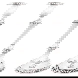 Sterling Silver Candlesticks Set of 2: Sterling Silver Candlesticks Set of 2 Being offered is a pair of sterling silver candlesticks by Graff, Washbourne & Dunn. The have a gadroon design around the base, waist, neck and bobeche. Their sha
