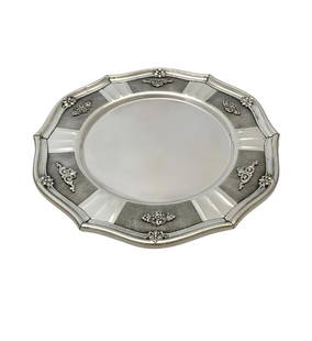 Handmade 925 Sterling Silver Floral Leaf Round Tray 10.25 Inches: Handmade 925 Sterling Silver Floral Leaf Round Tray 10.25 Inches This exquisite round tray is crafted from fine 925 sterling silver and showcases intricate handmade floral and leaf applique chased des