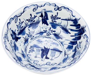 Handmade Large Chinoiserie Blue White Ceramic Bowl 25 x 25: Handmade Large Chinoiserie Blue White Ceramic Bowl 25 x 25 This exquisite large blue and white bowl is a stunning addition to any decor, featuring a beautiful Chinoiserie style design that showcases a