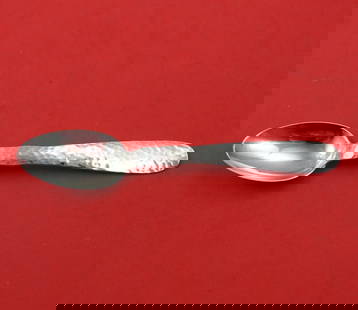 Tiffany & Co Lap Over Edge Hammered Sterling Silver Soup Spoon 6 3/4": Tiffany & Co Lap Over Edge Hammered Sterling Silver Soup Spoon 6 3/4" This exquisite Lap Over Edge Hammered Place Soup Spoon by Tiffany & Co. combines timeless elegance with impeccable craftsmanship.