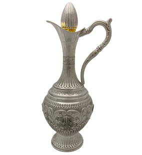 Handmade 925 Sterling Silver Fluted Wine Bottle 15.50 Inch: Handmade 925 Sterling Silver Fluted Wine Bottle 15.50 Inch This exquisite wine bottle is crafted from fine 925 sterling silver, showcasing a stunning handmade chased leaf applique design along with or