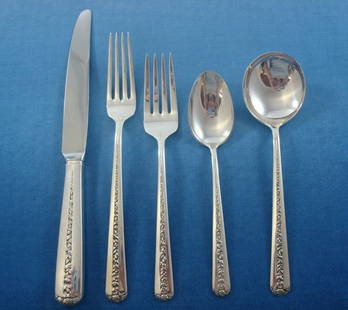 Rambler Rose Sterling Silver Flatware Set for 12 Service - 65 Pieces: Rambler Rose Sterling Silver Flatware Set for 12 Service - 65 Pieces Discover the elegance of the Rambler Rose by Towle Sterling Silver Flatware Set, designed for 12 people and comprising 65 meticulou