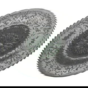 Antique Etched Glass Cameo Charger Bowl Circa 1920: Antique Etched Glass Cameo Charger Bowl Circa 1920 This exquisite antique etched glass charger center bowl, dating back to circa 1920, features a wide rim adorned with elegantly etched female cameos,
