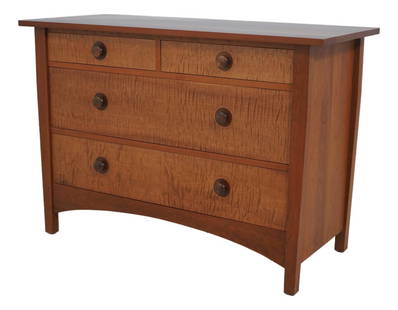 Stickley Mission Arts & Crafts Dresser Cherry Maple Copper Inlay: Stickley Mission Arts & Crafts Dresser Cherry Maple Copper Inlay This Stickley Mission Arts & Crafts dresser, crafted around 2003, showcases a stunning blend of cherry and tiger maple wood, featuring