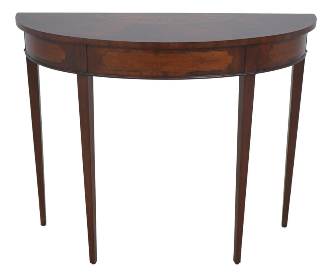 Maitland Smith 8122-34 Federal Style Mahogany Console Table: Maitland Smith 8122-34 Federal Style Mahogany Console Table This elegant Mahogany Console Table, model number 8122-34, features exquisite inlay work throughout, embodying a classic Federal style. With