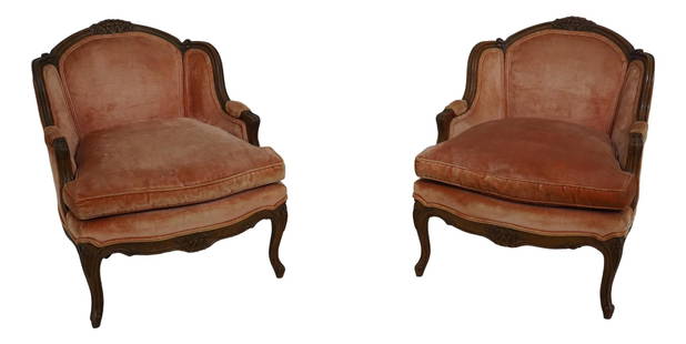 Drexel Heritage French Louis XV Bergere Chairs Pair with Down Cushions: Drexel Heritage French Louis XV Bergere Chairs Pair with Down Cushions This exquisite pair of Drexel Heritage French Louis XV Bergere chairs showcases timeless elegance and quality craftsmanship. With