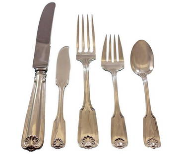 Towle Benjamin Franklin Sterling Silver Flatware Set 63 Pieces with Storage Chest: Towle Benjamin Franklin Sterling Silver Flatware Set 63 Pieces with Storage Chest This exquisite 63-piece flatware set features the classic Benjamin Franklin pattern by Towle, crafted from high-qualit