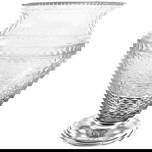 Hawkes Sterling Silver and Crystal Vase: Hawkes Sterling Silver and Crystal Vase This exquisite Hawkes Sterling Vase, crafted circa 1900, showcases the exceptional artistry of T.G. Hawkes & Co., renowned for their stunning cut-glass and acid