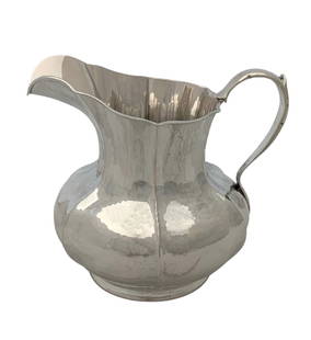 Sterling Silver 800 Italian Handmade Hammered Water Pitcher 6 Inches Tall: Sterling Silver 800 Italian Handmade Hammered Water Pitcher 6 Inches Tall Old Italian Battuto A. Mano 800 Silver Water Pitcher. Featuring handmade hammered sleek finish. Silver Weight: 420 Grams. Dime