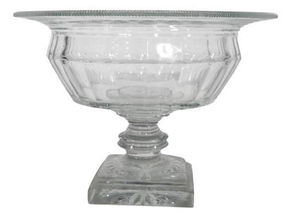 Antique 19th Century Cut Glass Compote Centerpiece 10.25 in: Antique 19th Century Cut Glass Compote Centerpiece 10.25 in This exceptional late 19th century cut glass compote serves as a stunning centerpiece or footed bowl. Crafted from transparent glass, it sho