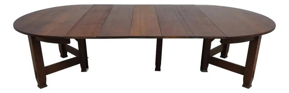 Gustav Stickley Mission Oak Round Dining Table with 5 Leaves: Gustav Stickley Mission Oak Round Dining Table with 5 Leaves This exquisite Stickley Mission Oak Round Dining Room Table, dating back to 1900-1910, is a true testament to craftsmanship with its mortis