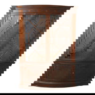 Baker Mahogany Bow Glass China Cabinet 63x17.5x88 Lighted Traditional Style: Baker Mahogany Bow Glass China Cabinet 63x17.5x88 Lighted Traditional Style This exquisite Baker Large Mahogany Bow Glass China Cabinet is a stunning addition to any traditional decor. Crafted from hi