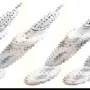 Towle Silversmiths Sterling Silver Salt Shakers D'Orleans Pattern 1923: Towle Silversmiths Sterling Silver Salt Shakers D'Orleans Pattern 1923 This exquisite pair of sterling silver salt shakers by Towle Silversmiths is crafted in the elegant 'D'Orleans' pattern, dating b