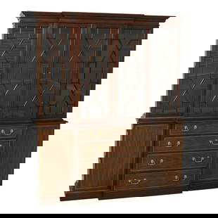 Henkel Harris Model 2365 Mahogany Breakfront China Cabinet Lighted Interior: Henkel Harris Model 2365 Mahogany Breakfront China Cabinet Lighted Interior This exquisite Henkel Harris Mahogany London Breakfront China Cabinet, dating from circa 1987, features a classic design wit