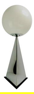 Jere 1971 Chrome and Glass Ball Table Lamp 14.25 x 14.25 x 38.5: Jere 1971 Chrome and Glass Ball Table Lamp 14.25 x 14.25 x 38.5 Rare chrome and glass table lamp by Jere, signed, and dated 1971. The lamp is triangular in form with a large glass ball globe top, it i