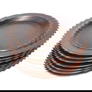 Set of 7 Arabia Ruska Dinner Plates Ulla Procope Finland 1960s Brown Ceramic: Set of 7 Arabia Ruska Dinner Plates Ulla Procope Finland 1960s Brown Ceramic This stunning lot includes seven dinner plates from the Ruska collection, designed by renowned artist Ulla Procope for Arab