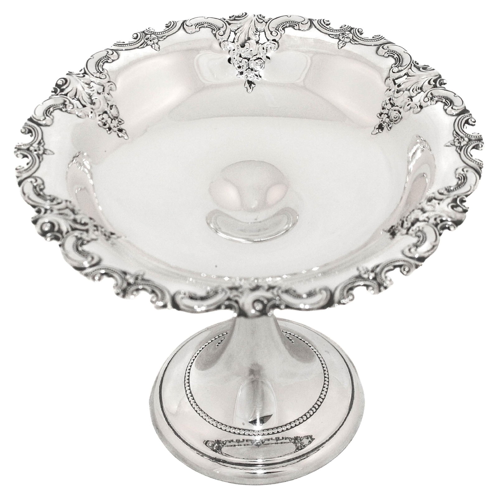 Wallace Silversmiths Grande Baroque Sterling Silver Compote 5 x 6 in: Wallace Silversmiths Grande Baroque Sterling Silver Compote 5 x 6 in This exquisite compote is crafted from sterling silver and features the iconic "Grande Baroque" pattern by Wallace Silversmiths, re