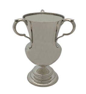 Antique Tiffany & Co 925 Sterling Silver 3 Handle Loving Cup 5.75 Inches: Antique Tiffany & Co 925 Sterling Silver 3 Handle Loving Cup 5.75 Inches This exquisite antique Tiffany & Co. 925 sterling silver handmade loving cup features a shiny, sleek, and elegant design. It is