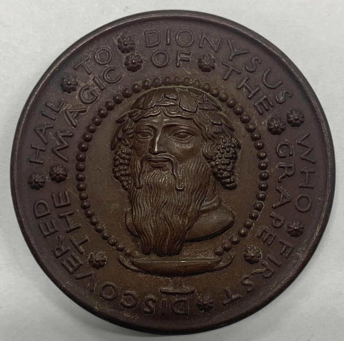 Society of Medalists 2nd Issue Bronze Medal Dionysus by Paul Manship 3": Society of Medalists 2nd Issue Bronze Medal Dionysus by Paul Manship 3" This exquisite medal, part of the Society of Medalists' 2nd issue, features a stunning depiction of Dionysus, crafted by renowne