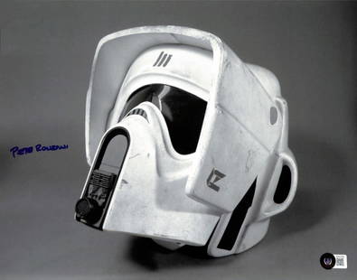 Pete Ronzani Signed 11x14 Star Wars ROTJ Photo Beckett Authenticated: Pete Ronzani Signed 11x14 Star Wars ROTJ Photo Beckett Authenticated This autographed 11x14 photograph features Pete Ronzani, a talented mask maker and fabricator who contributed to the iconic movie S