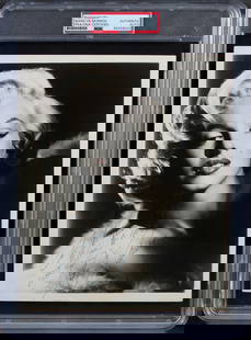 Marilyn Monroe Signed 8x10 Photo PSA/DNA Authentic Inscribed To Wilson: Marilyn Monroe Signed 8x10 Photo PSA/DNA Authentic Inscribed To Wilson This authentic 8x10 photograph of Marilyn Monroe is personally signed with the inscription "To Wilson, I love to work with you."