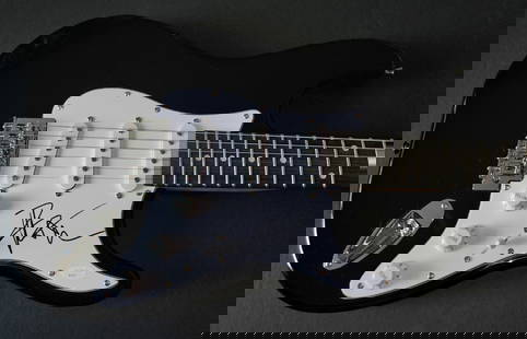 Dave Matthews Signed Guitar with JSA Authentication: Dave Matthews Signed Guitar with JSA Authentication This is an original autographed guitar by renowned songwriter and vocalist Dave Matthews. The guitar comes with a certificate of authenticity from J