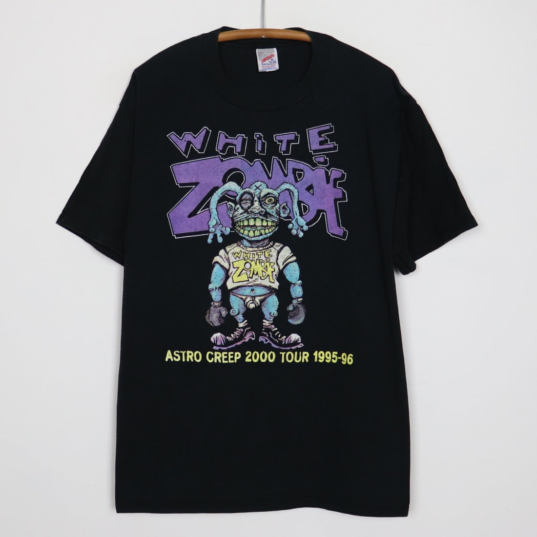 Vintage 1996 White Zombie Astro Creep 2000 Tour Shirt Black Cotton XL: Vintage 1996 White Zombie Astro Creep 2000 Tour Shirt Black Cotton XL Step back into the 1990s with this original, vintage 1996 White Zombie Astro Creep 2000 Tour Shirt. This authentic piece features