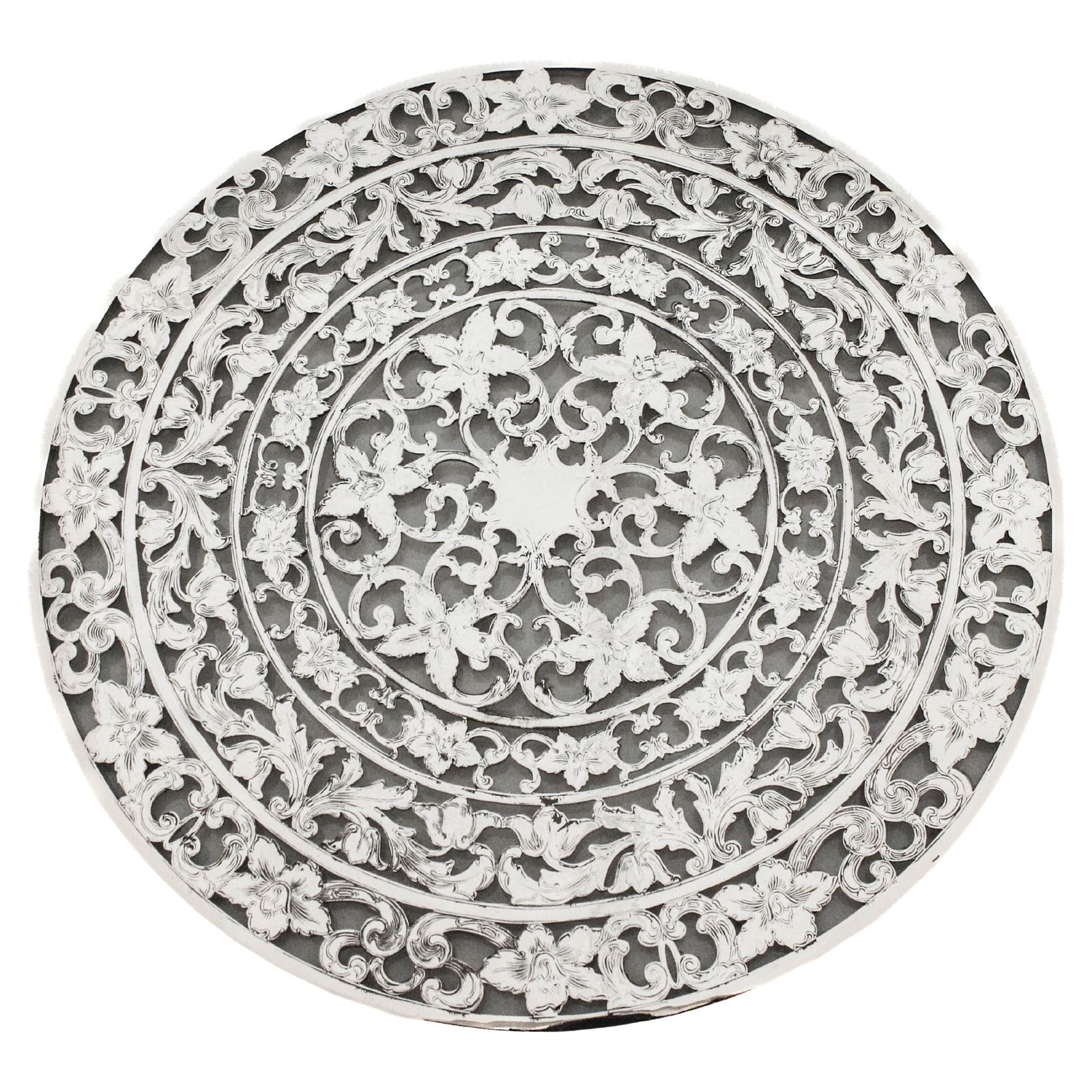 Antique Large Sterling Silver Trivet Circa 1900 Art Nouveau Design: Antique Large Sterling Silver Trivet Circa 1900 Art Nouveau Design This large sterling silver trivet, dating from circa 1900, showcases a stunning overlay design reminiscent of the Art Nouveau and Edw