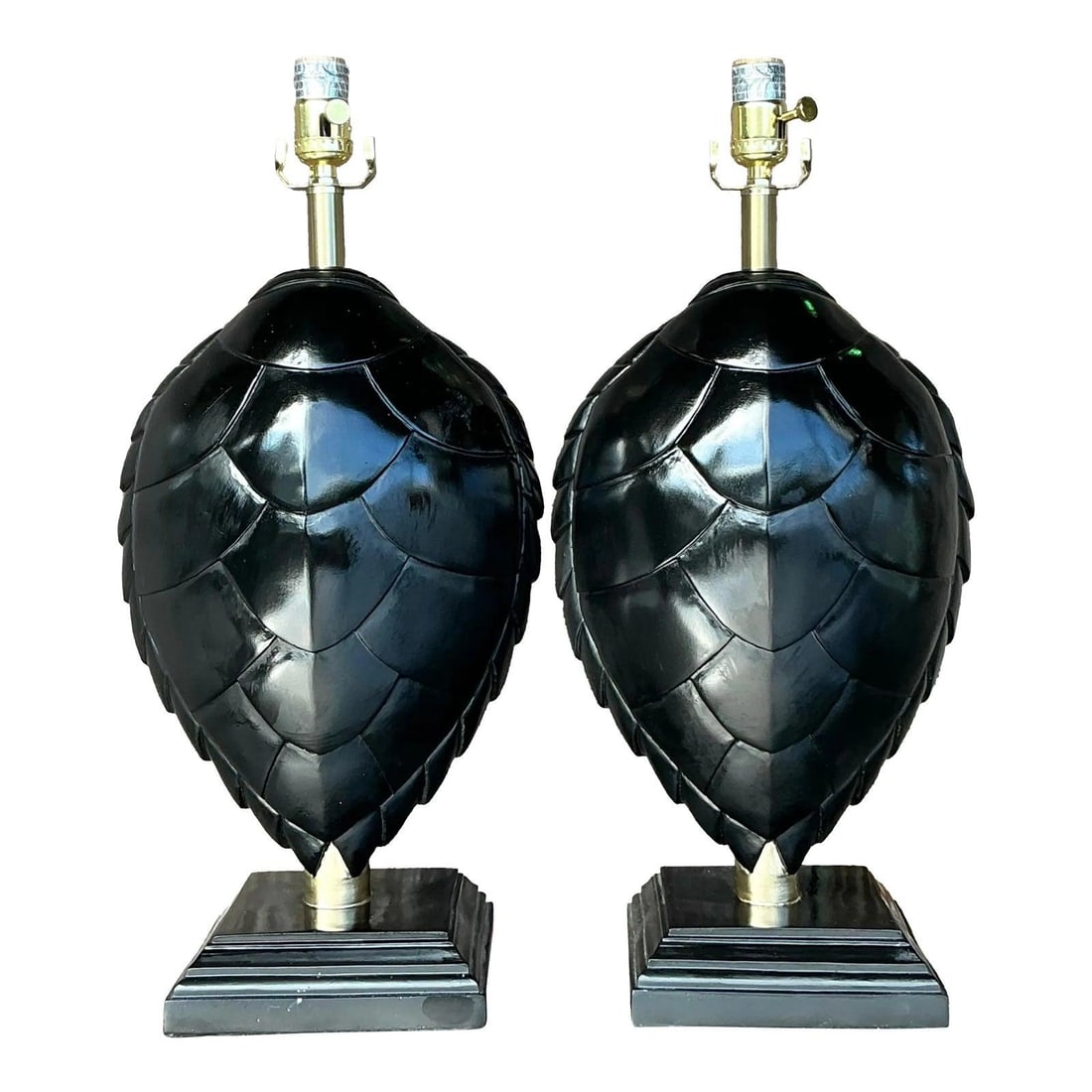 Vintage Boho Pair of Lacquered Turtle Shell Lamps: Vintage Boho Pair of Lacquered Turtle Shell Lamps Enhance your space with this stunning pair of vintage lacquered turtle shell lamps. Each lamp features a beautifully crafted turtle shell silhouette f
