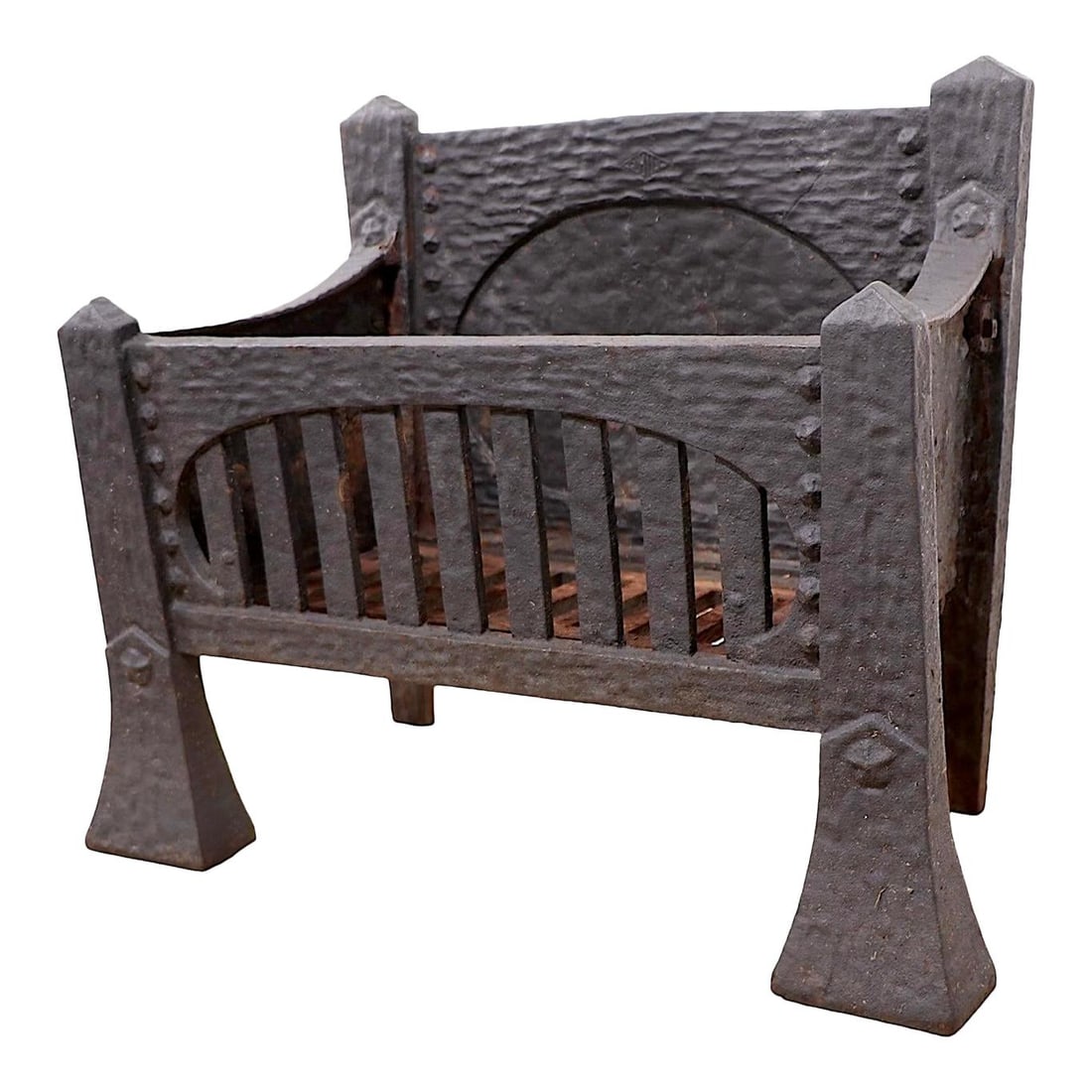 Cahill 1920s Arts and Crafts Cast Iron Fireplace Grate Insert 20 x 19 x 12: Cahill 1920s Arts and Crafts Cast Iron Fireplace Grate Insert 20 x 19 x 12 Enhance your fireplace with this stunning Arts and Crafts style cast iron coal grate insert by Cahill, dating back to the 192
