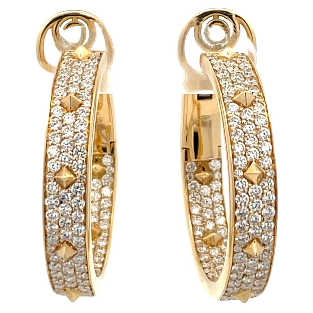 Crivelli Italian 2.60 Carat Diamond Spike Hoop Earrings 18K Yellow Gold: Crivelli Italian 2.60 Carat Diamond Spike Hoop Earrings 18K Yellow Gold Elevate your style with these exquisite Italian Diamond Spike Hoop Earrings, featuring a stunning array of round cut diamonds to