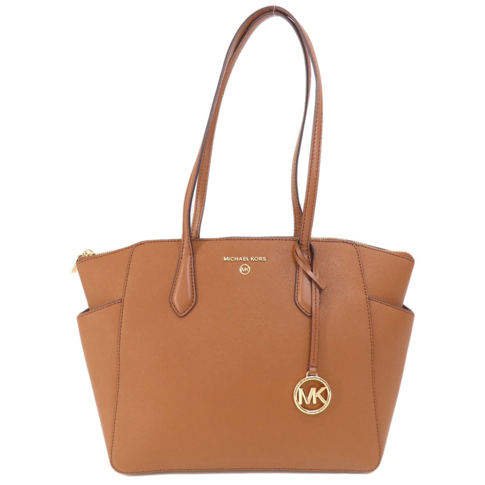 Michael Kors Brown PVC Tote Bag for Women 26cm x 40cm x 11cm: Michael Kors Brown PVC Tote Bag for Women 26cm x 40cm x 11cm This Michael Kors tote bag combines style and functionality, perfect for everyday use. Crafted from durable PVC, it features a chic brown c