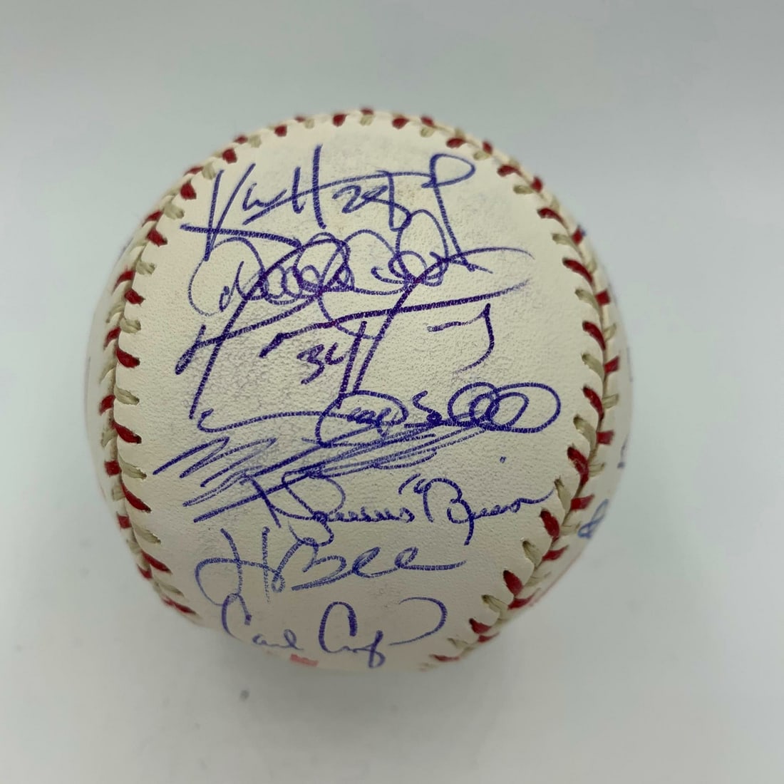 Derek Jeter Mariano Rivera David Ortiz Signed 2004 MLB All Star Baseball: Derek Jeter Mariano Rivera David Ortiz Signed 2004 MLB All Star Baseball This official MLB baseball is a remarkable piece commemorating the 2004 All Star Game, featuring the signatures of 27 players f
