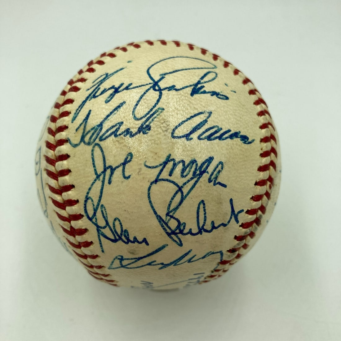 1972 All-Star Game Team Signed Baseball 21 Sigs JSA COA Hank Aaron: 1972 All-Star Game Team Signed Baseball 21 Sigs JSA COA Hank Aaron This remarkable 1972 National League All-Stars Team-Signed Official National League Baseball features 21 signatures, including baseba