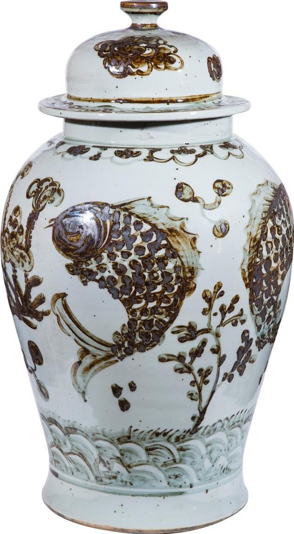 Asian Antique Style Ceramic Fish Motif Temple Jar 20H 13W 13D: Asian Antique Style Ceramic Fish Motif Temple Jar 20H 13W 13D This exquisite Traditional Ceramic Fish Motif Temple Jar showcases a beautiful fish design, embodying an Asian antique style with a hand-c