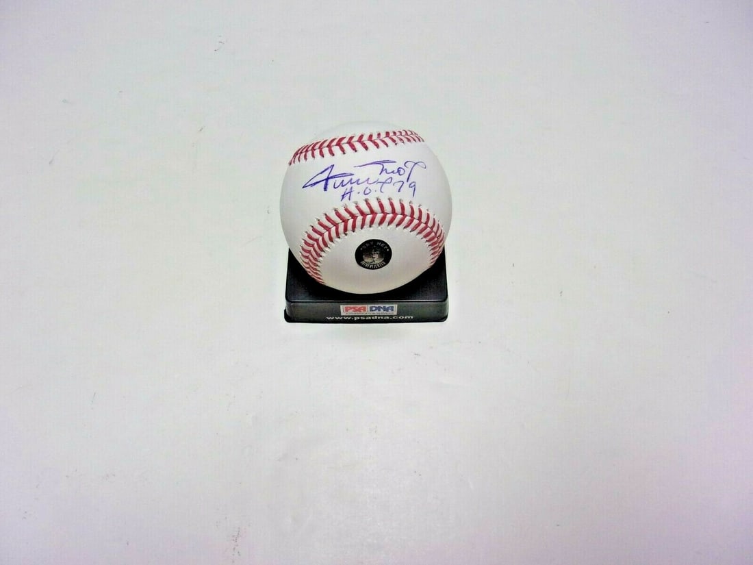 Willie Mays Signed MLB Baseball San Francisco Giants HOF 79 Authentic: Willie Mays Signed MLB Baseball San Francisco Giants HOF 79 Authentic This authentic Major League Baseball is signed by the legendary Willie Mays, a Hall of Famer inducted in 1979. The ball is officia