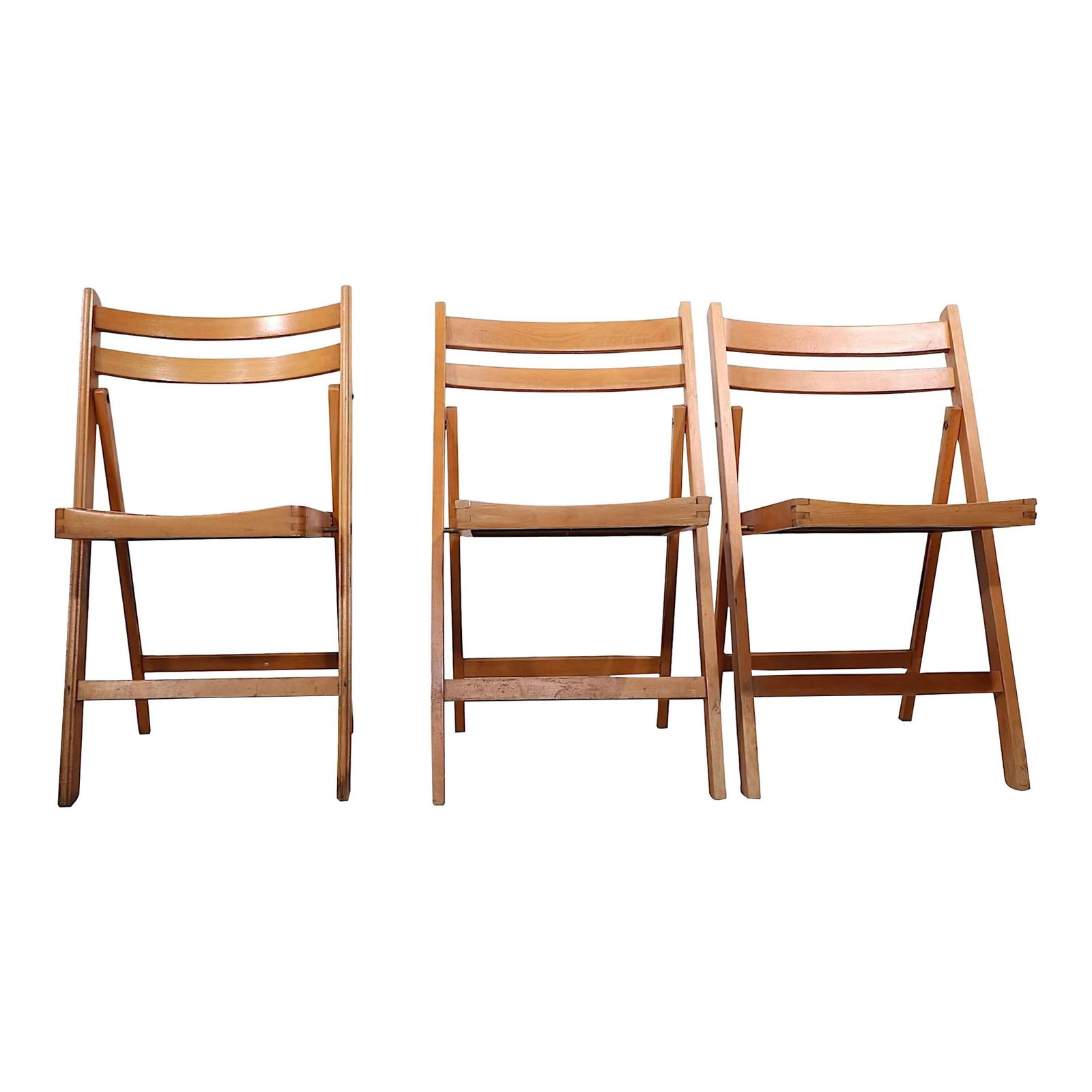 Mid Century Industrial Style Beech Folding Dining Chair Yugoslavia: Mid Century Industrial Style Beech Folding Dining Chair Yugoslavia Discover the charm of these Mid Century Industrial Style Folding Chairs, crafted from solid beech wood in Yugoslavia during the 1950s