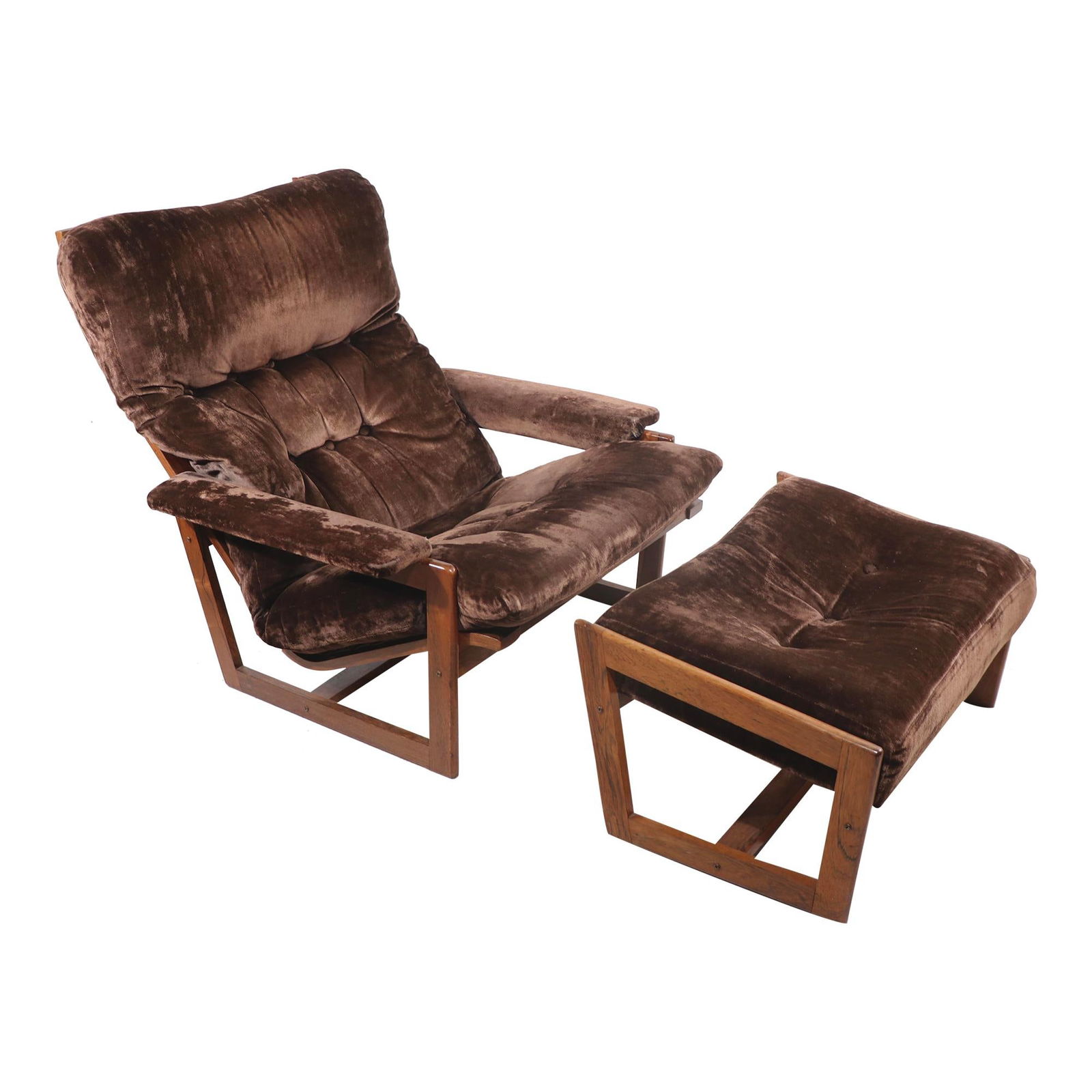 Sven Ellekaer Scandinavian Mid Century Lounge Chair and Ottoman Set: Sven Ellekaer Scandinavian Mid Century Lounge Chair and Ottoman Set This stunning Scandinavian Mid Century Lounge Chair and Ottoman showcases exquisite architectural design with a beautiful exposed ro