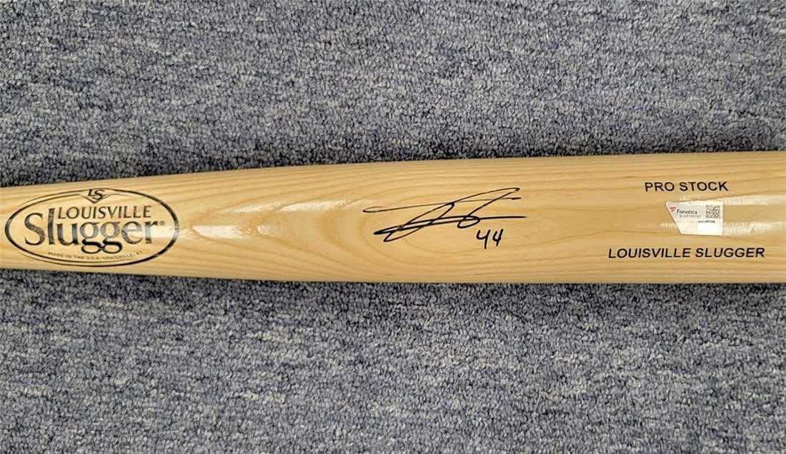 Julio Rodriguez Signed Louisville Slugger Bat Fanatics Authentic: Julio Rodriguez Signed Louisville Slugger Bat Fanatics Authentic This is an authentic Louisville Slugger bat signed by MLB player Julio Rodriguez, known for his performance with the Seattle Mariners.